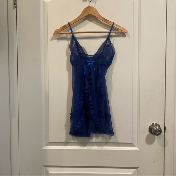 Victoria’s Secret Vintage Mesh Chemise - Picture 2 of 3